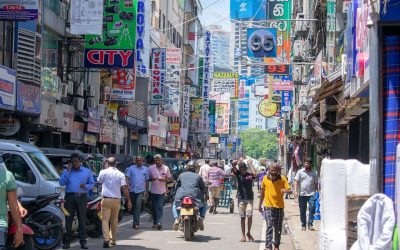 busy street, sri lanka, market-4534538.jpg